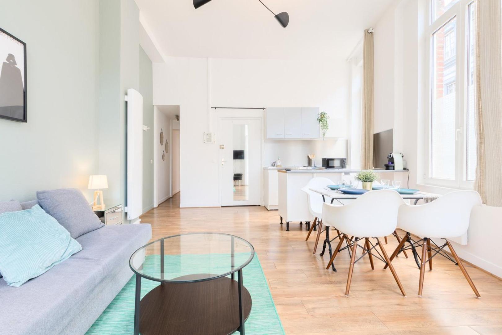 Functional Flat Close To The Station Apartment